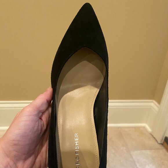 Marc Fisher Heels - Picture 2 of 4